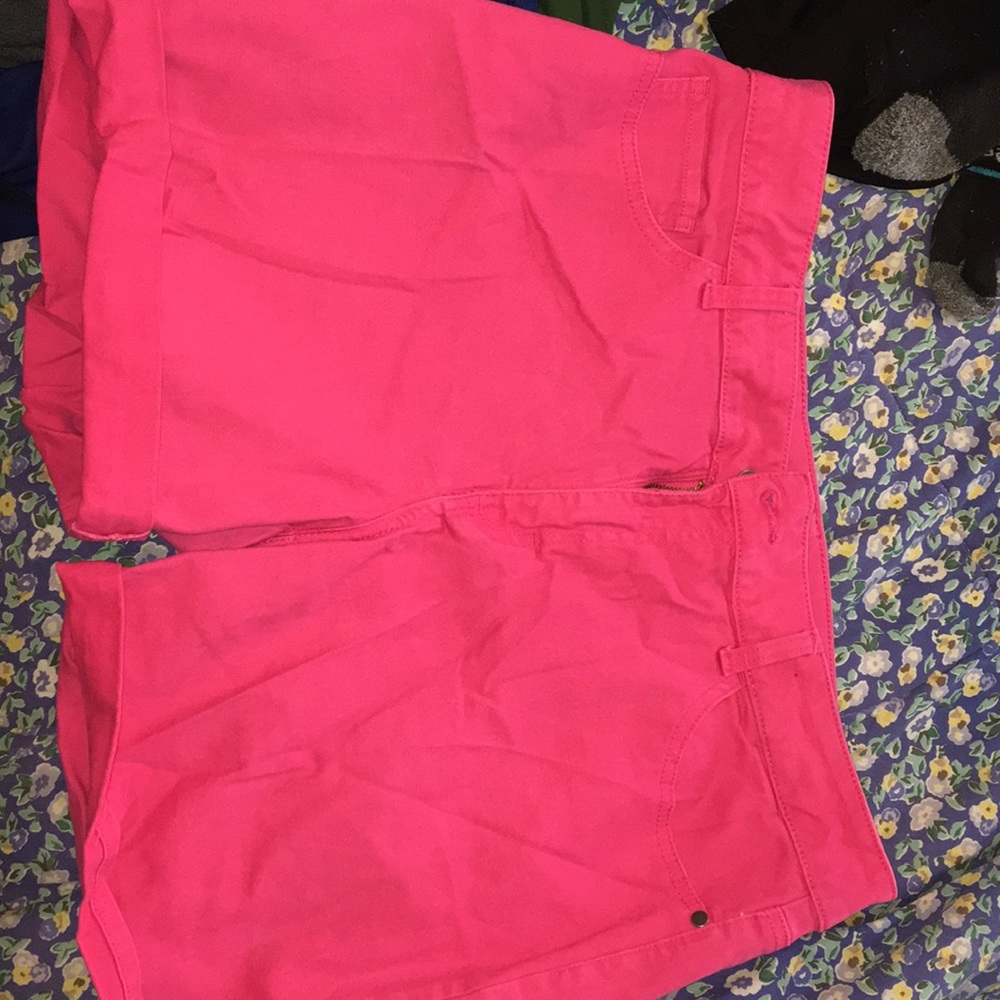 Pink midrise shorts 18